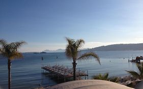 Grand Studio 7 Minutes De La Plage Et Climatise Sur Juan Les Pins